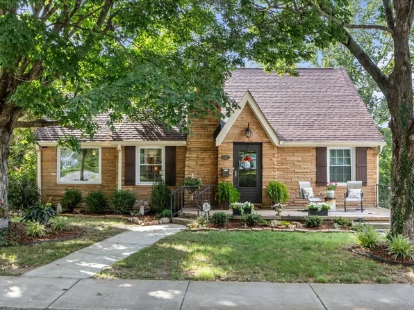 413 Center Ave, Dickson, TN 37055