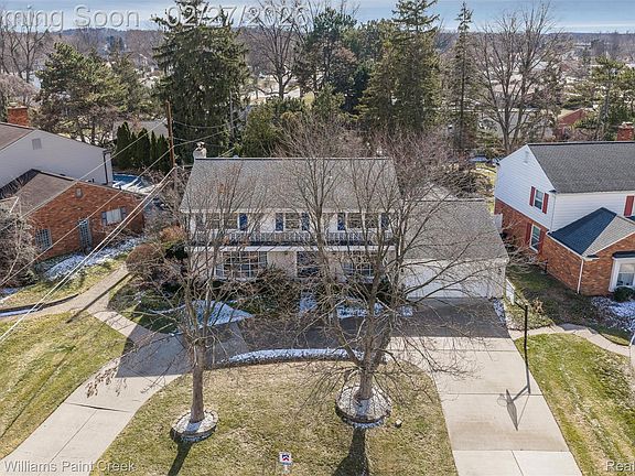 5th image of 4732 Barcroft Way