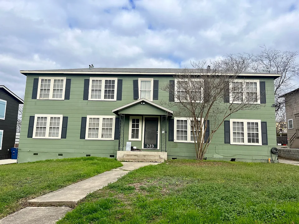 323 Natalen Ave
