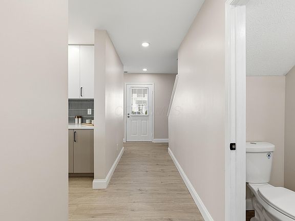5th image of 6063 Brice Park Dr #14F