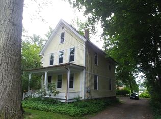28 Gaylord St, Amherst, MA 01002