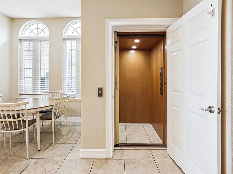 17810 Lee Ave — Photo 24