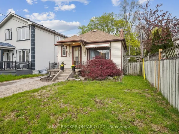 14 Plains Rd, Toronto, ON M4J 2R1