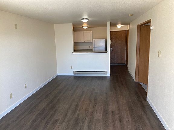 3rd image of 11200 Greenwood Ave N #1-23