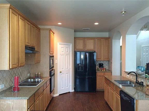 2nd image of 1323 Sienna Dr