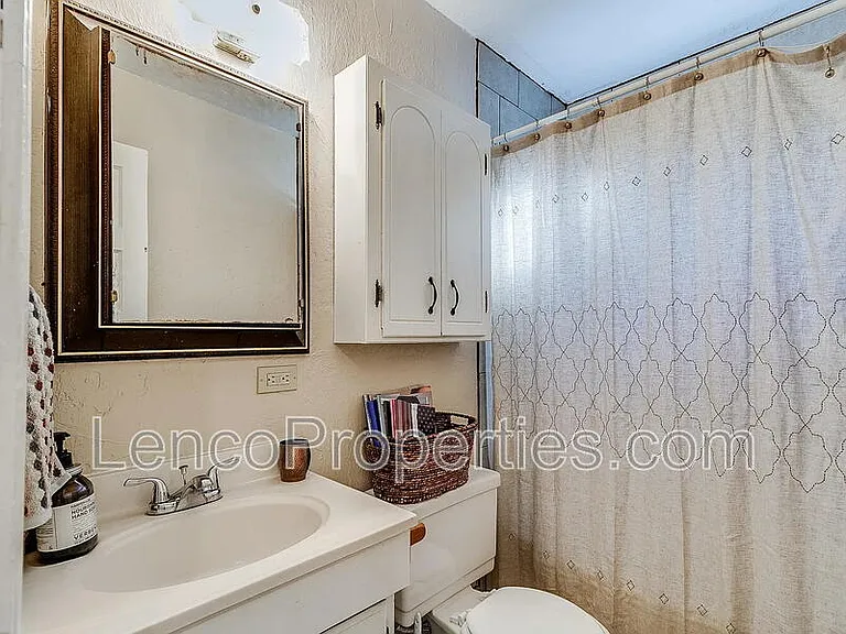 717 N Findlay Ave — Photo 16