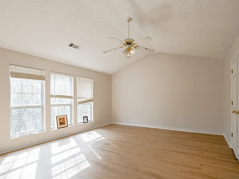 1570 Swan Valley Ct — Photo 31