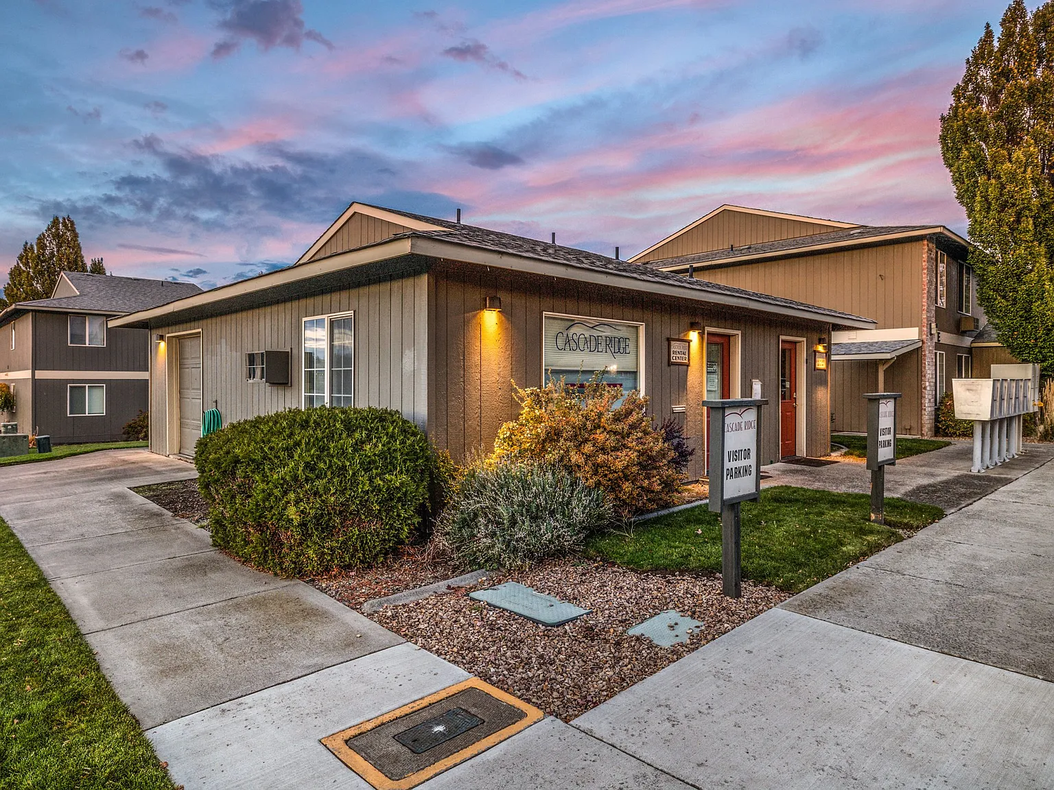 Cascade Ridge Apartments — Photo 1