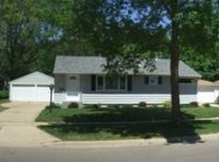 915 Memorial Pkwy SW, Rochester, MN 55902