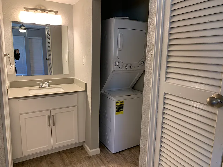 4400 1/2 Avenue B #219 — Photo 6