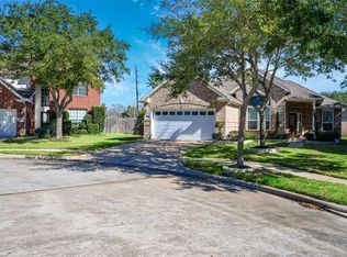 1111 Oxford Mills Ln, Sugar Land, TX 77479