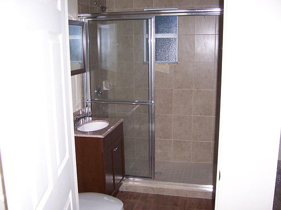 5th image of 317 E Harwood St APT 1