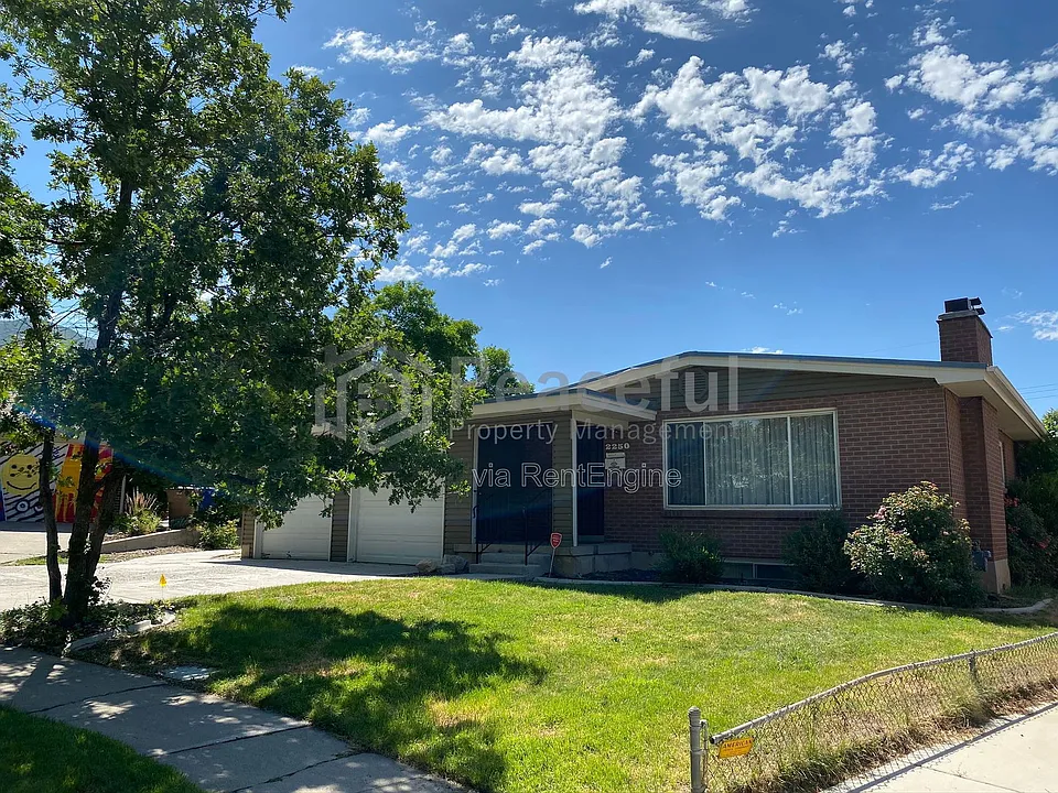 2250 Bryan Cir