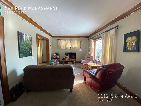 3rd image of 1112 N 8th Ave E