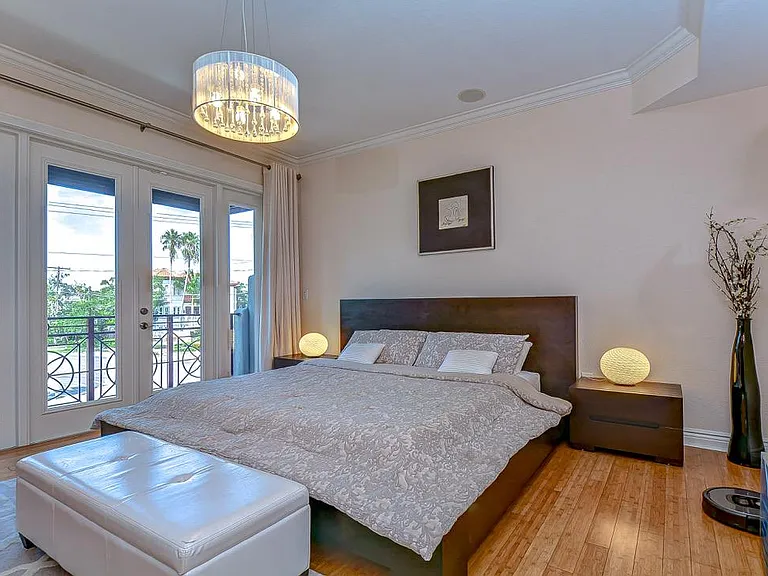 4907 Bayshore Blvd — Photo 15