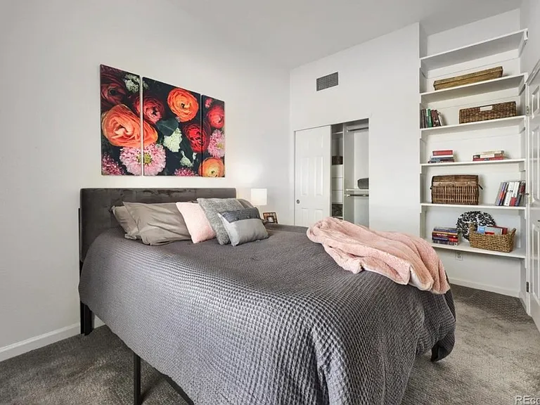 1425 N Washington St #302 — Photo 8