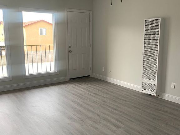 3rd image of 641 W 92nd St APT 19