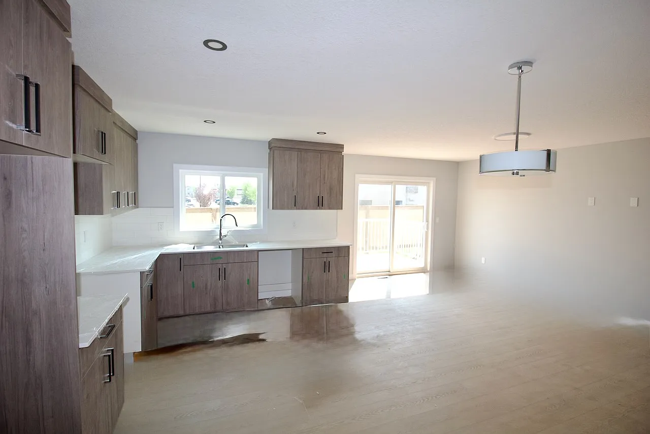 121-3 Bed 2.5 Bath Townhouse Dbl Garage For Rent Leduc — Photo 1