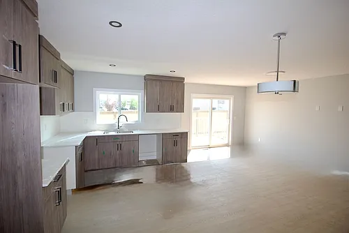 300 Awentia Dr Photo 1
