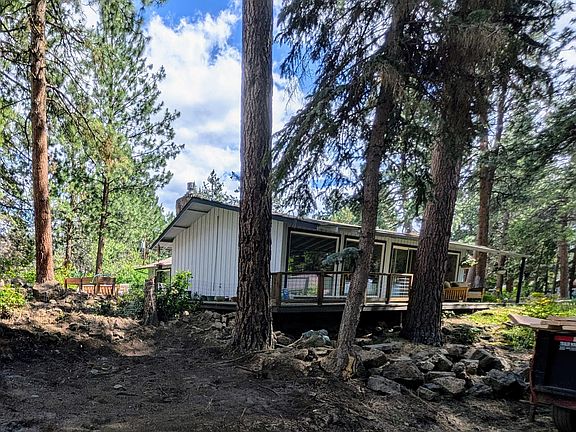 2nd image of 61270 Kwinnum Dr
