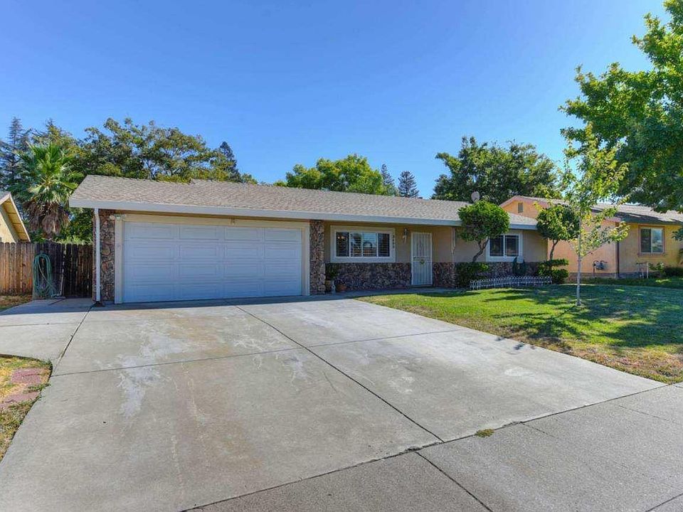 1st image of 3499 Scotland Dr