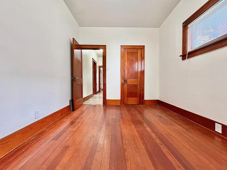 1833 Nash St — Photo 9