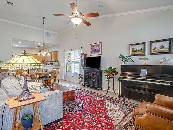 4th image of 2224 Cobblestone Ct