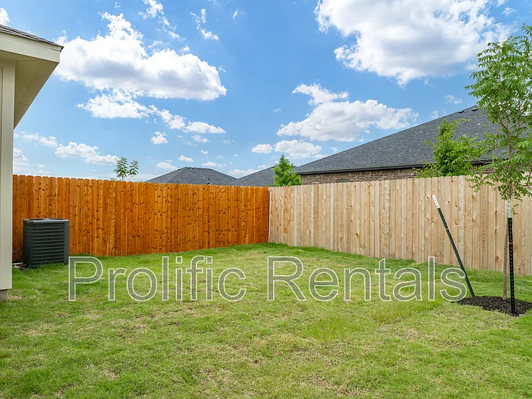 5101 Rose Petal Ct #1 — Photo 25