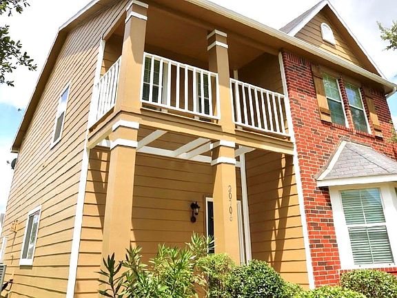 2nd image of 20706 Settlers Lake Cir N