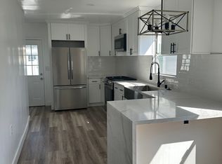 1721 E 5th St, Long Beach, CA 90802