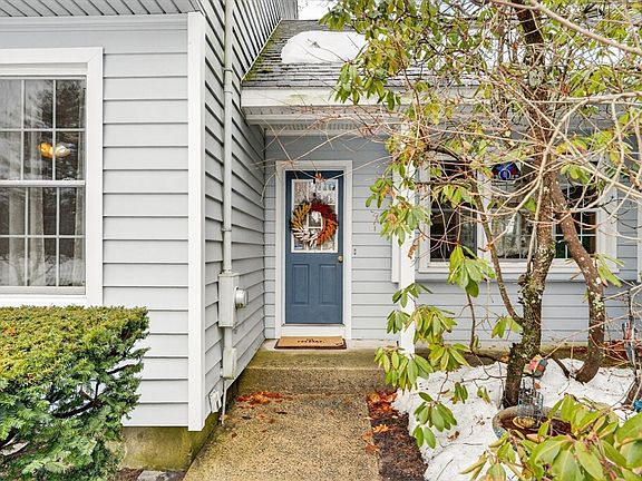 4th image of 170 Lake Ridge Dr