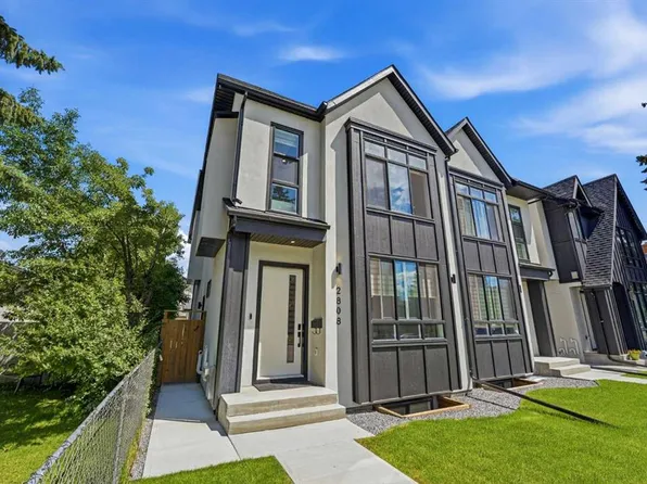 2808 W 40th St SW, Calgary, AB T3E 3J6