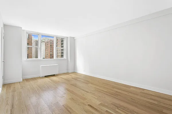 Rented by Compass | media 7