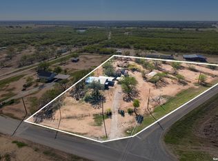 1510 Corgey Rd, Pleasanton, TX 78064