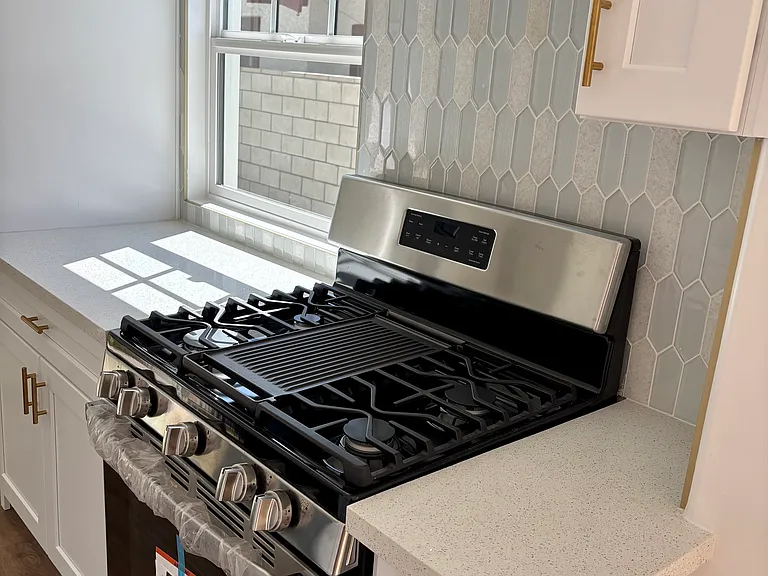 67 N Sierra Bonita Ave #1 — Photo 4