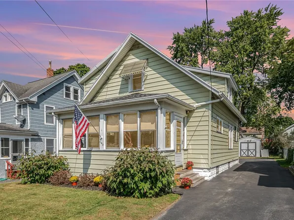 143 W Ivy St, East Rochester, NY 14445