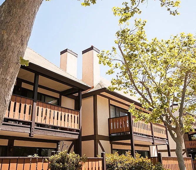 Oak Park Apartments — Photo 15