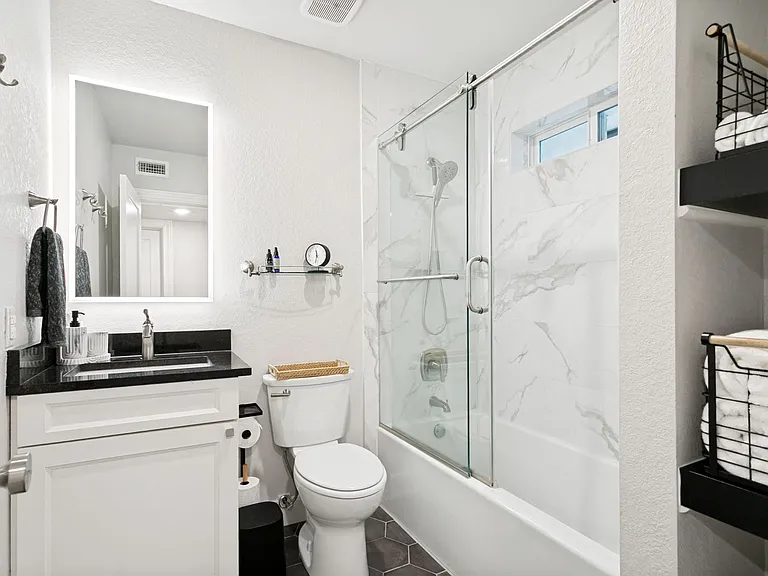488 E Olmos Dr #3 — Photo 15