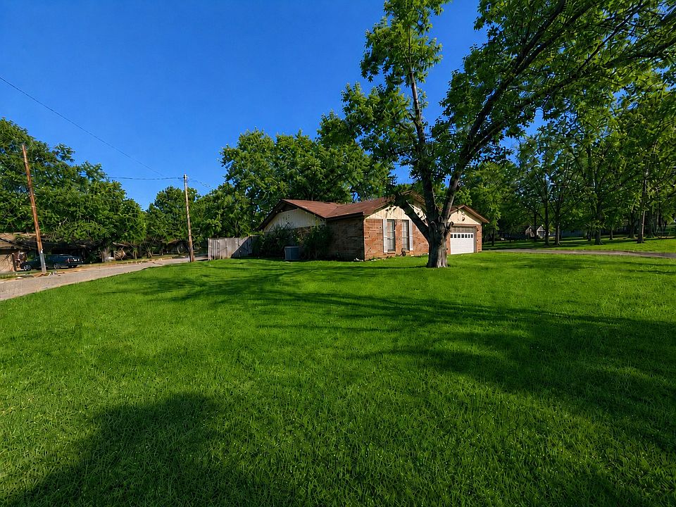 1st image of 120 Juniper Dr