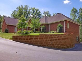 225 Owassa Rd, Newport, TN 37821