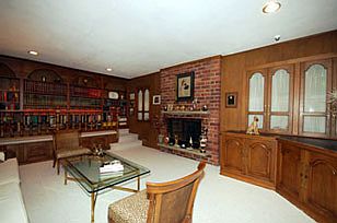 5th image of 23 Peacock Dr