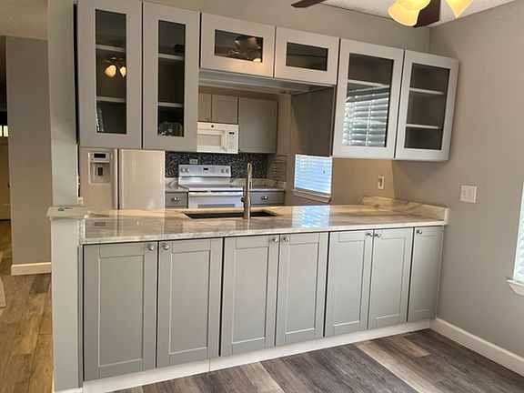 4th image of 24883A Ivy Ln