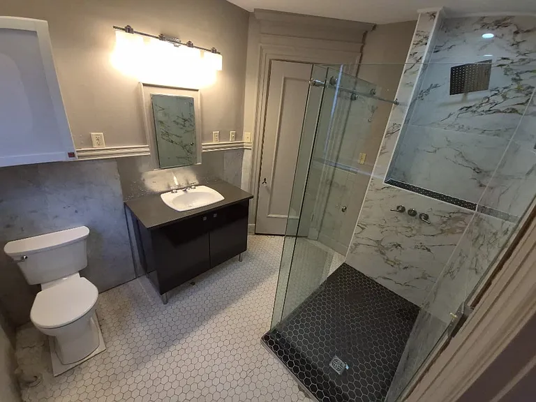 3901 Reading Rd #4 — Photo 5