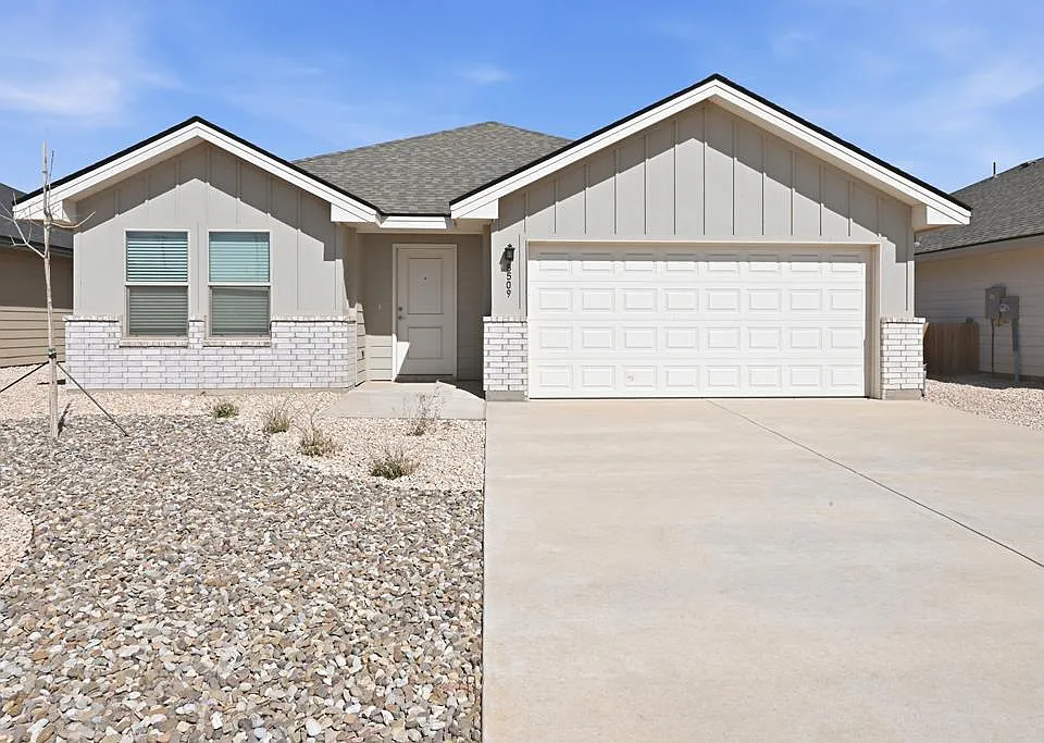 8509 E County Road 110