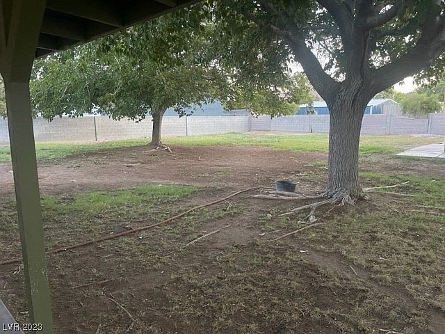 2nd image of 4025 San Mateo St