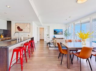 1372 Seymour St #2602, Vancouver, BC V6B 0L1