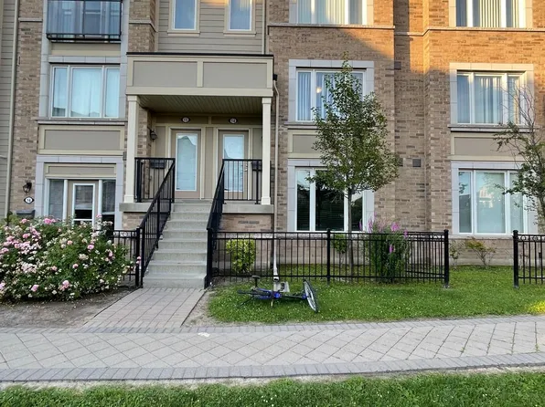 3135 Boxford Cres #14, Mississauga, ON L5M 0X1