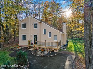 2714 Starlight Ter, Tobyhanna, PA 18466