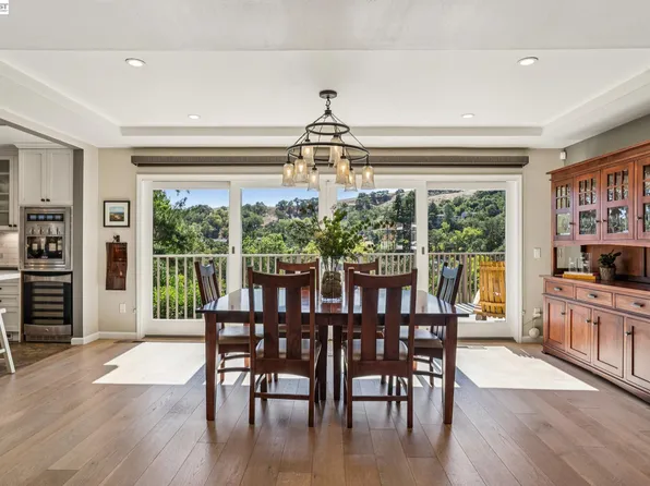 682 Jennie Ct, Lafayette, CA 94549