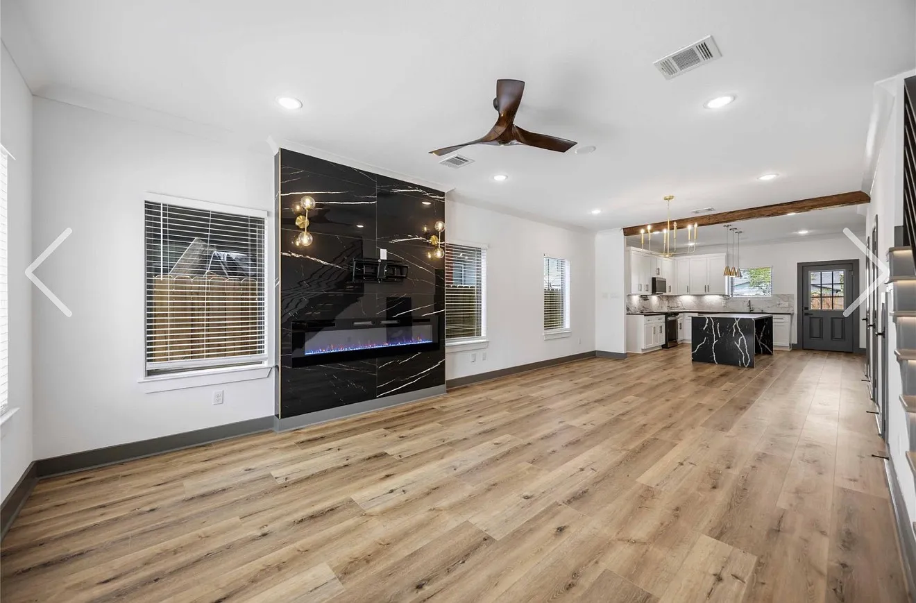 3 bed, 2.5 bath, 1400 sqft, $1,900 — Photo 2